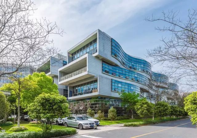 仙知機器人與上海交通大學攜手成立聯合實驗室，共拓智能制造新篇章