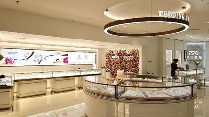 菜百首飾總店全新升級(jí) 珠寶“快消化”背后的一場定位博弈